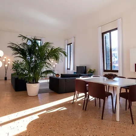Lägenhet Palazzo Vendramin Costa