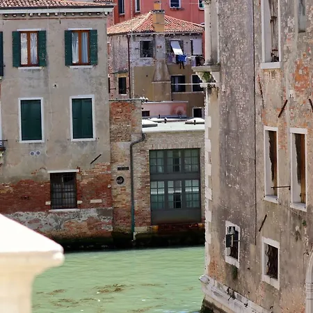 Palazzo Vendramin Costa Lägenhet *