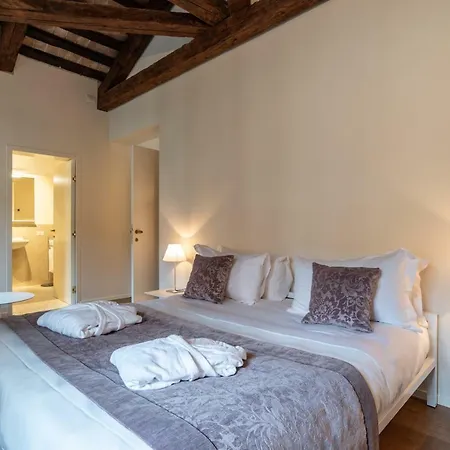 Palazzo Vendramin Costa