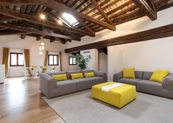 Palazzo Vendramin Costa