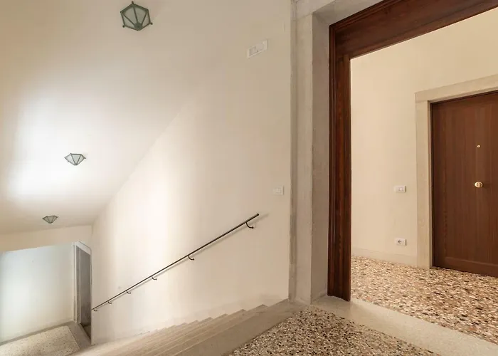 Daire Palazzo Vendramin Costa *